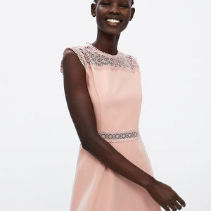 Zara Contrasting Lace Dress—NWOT in XS or new condition Medium